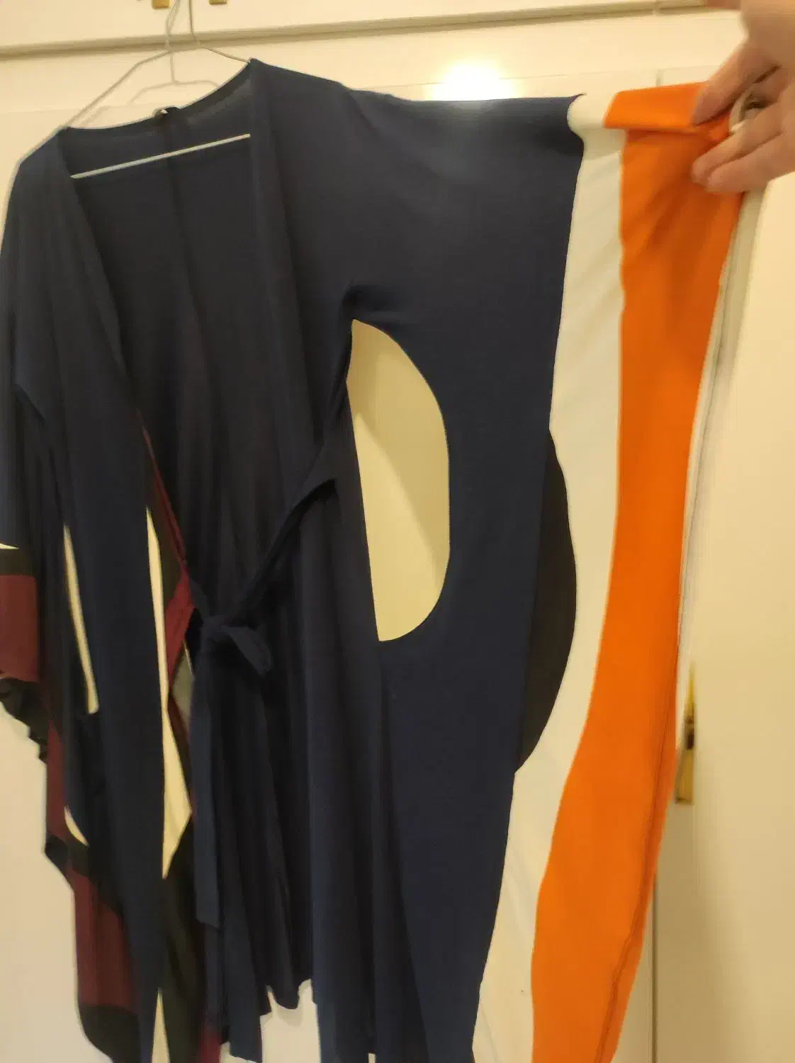 مانتو|لباس|شاهین‌شهر, الهیه|دیوار