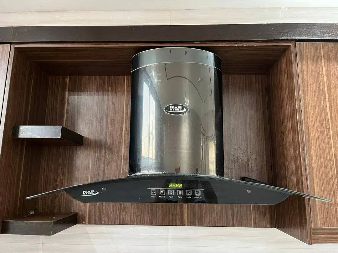 هود رو کار|هود|برخوار, |دیوار