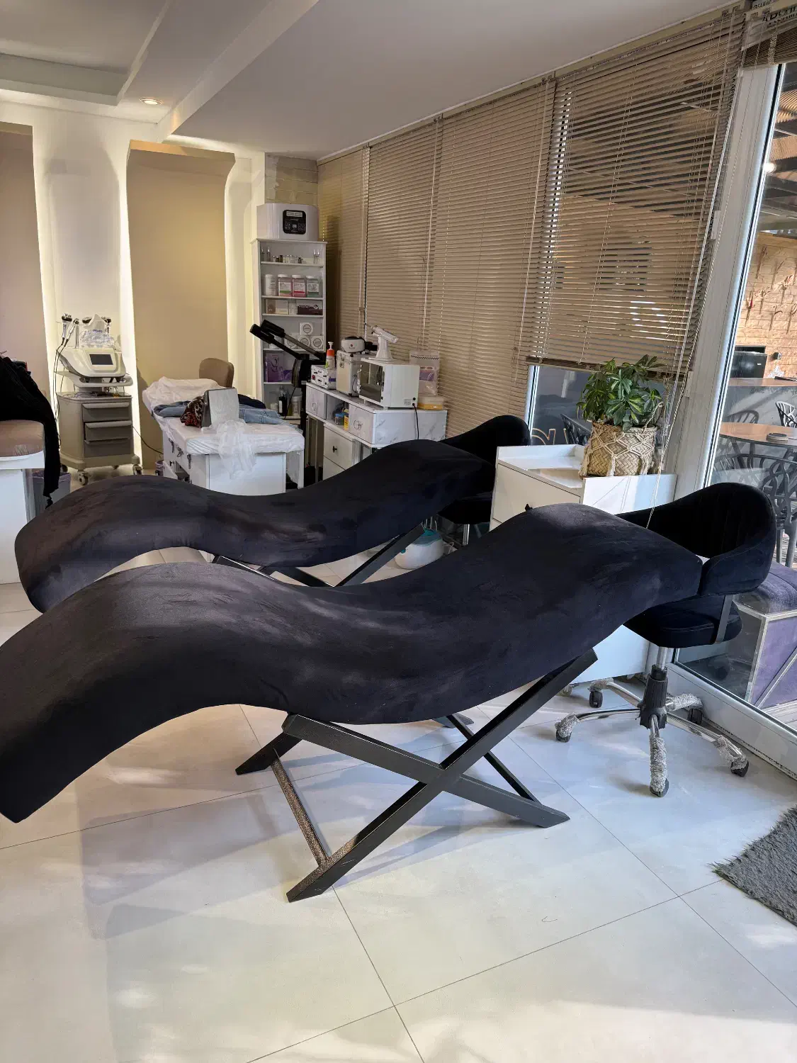 تخت مژه|آرایشگاه و سالن‌های زیبایی|تهران, تهرانپارس جنوبی|دیوار