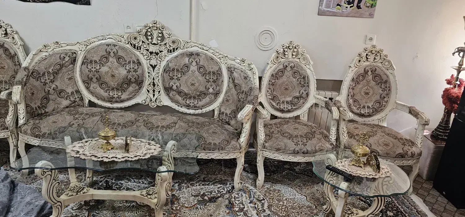 مبل ۹ نفره چوب گردو|مبلمان خانگی و میز عسلی|تبریز, |دیوار