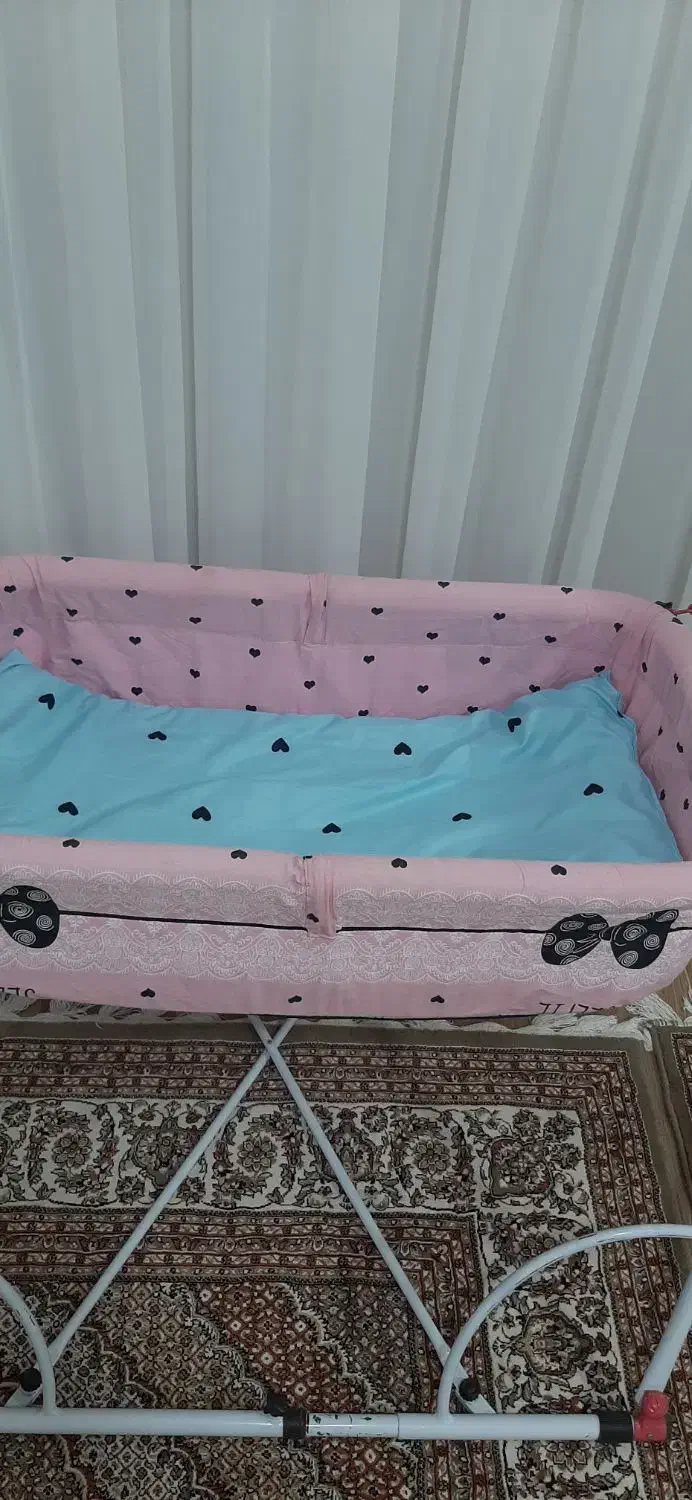 گهواره|تخت و صندلی بچه|مرند, |دیوار