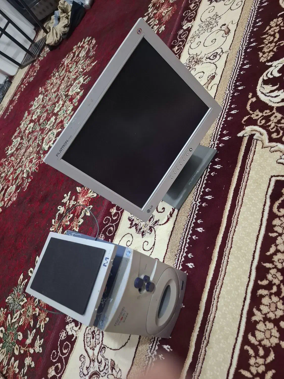 کامپیوتر|رایانه رومیزی|دیواندره, |دیوار