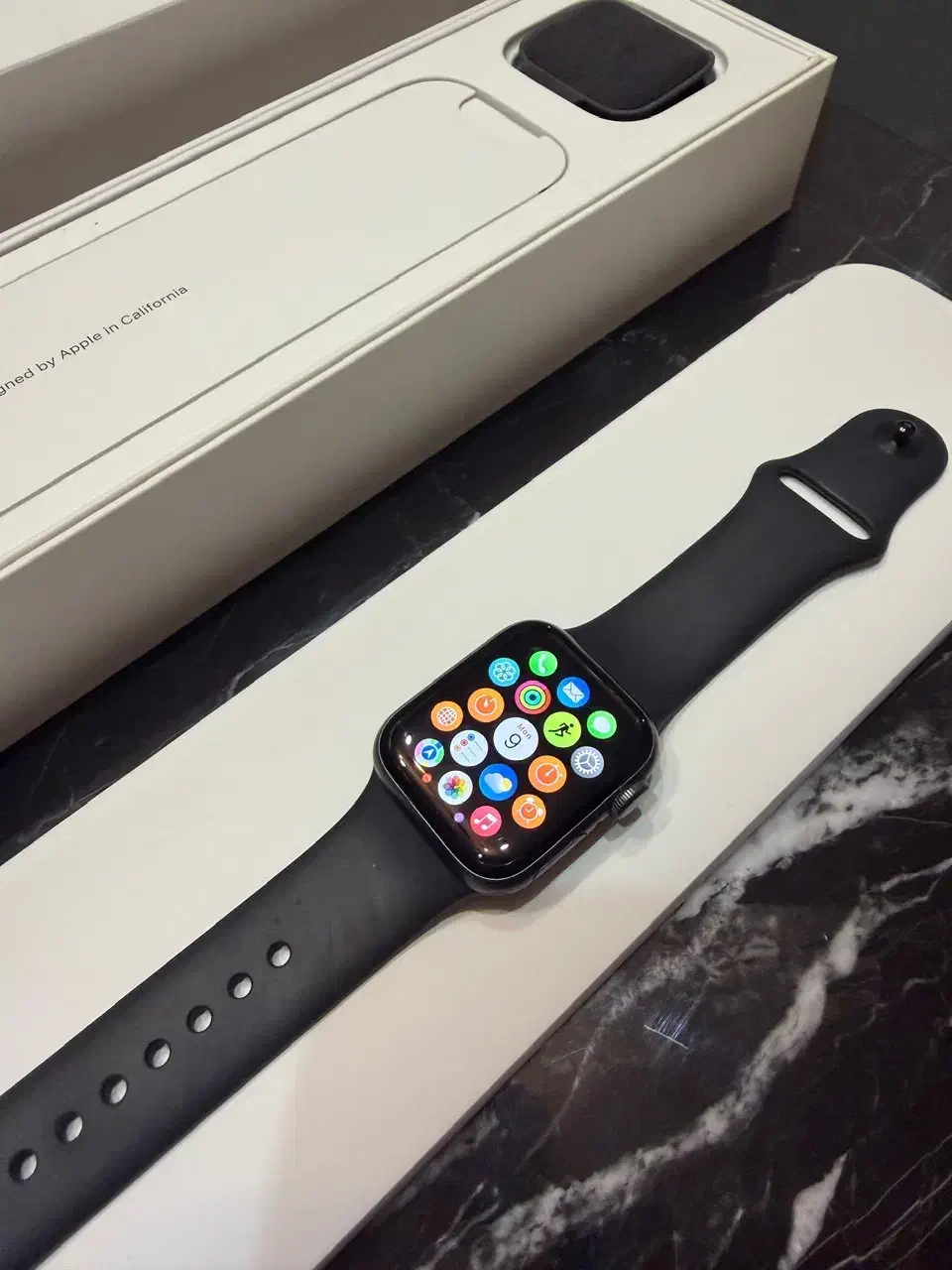 اپل واچ سری ۴|ساعت|مشهد, چهارچشمه|دیوار