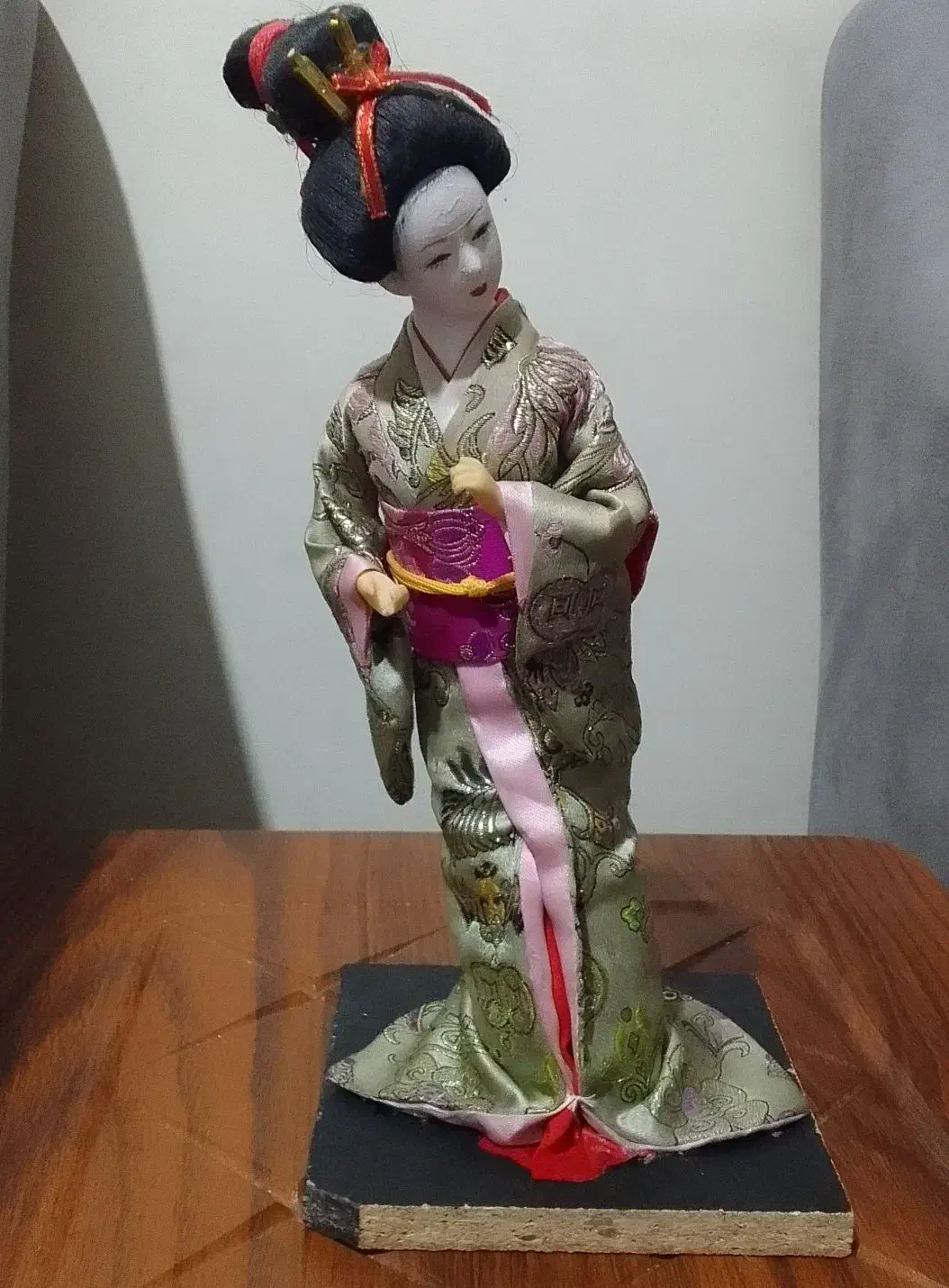 عروسک خیلی قدیمی|اسباب‌بازی بچه|تهران, افسریه جنوبی|دیوار