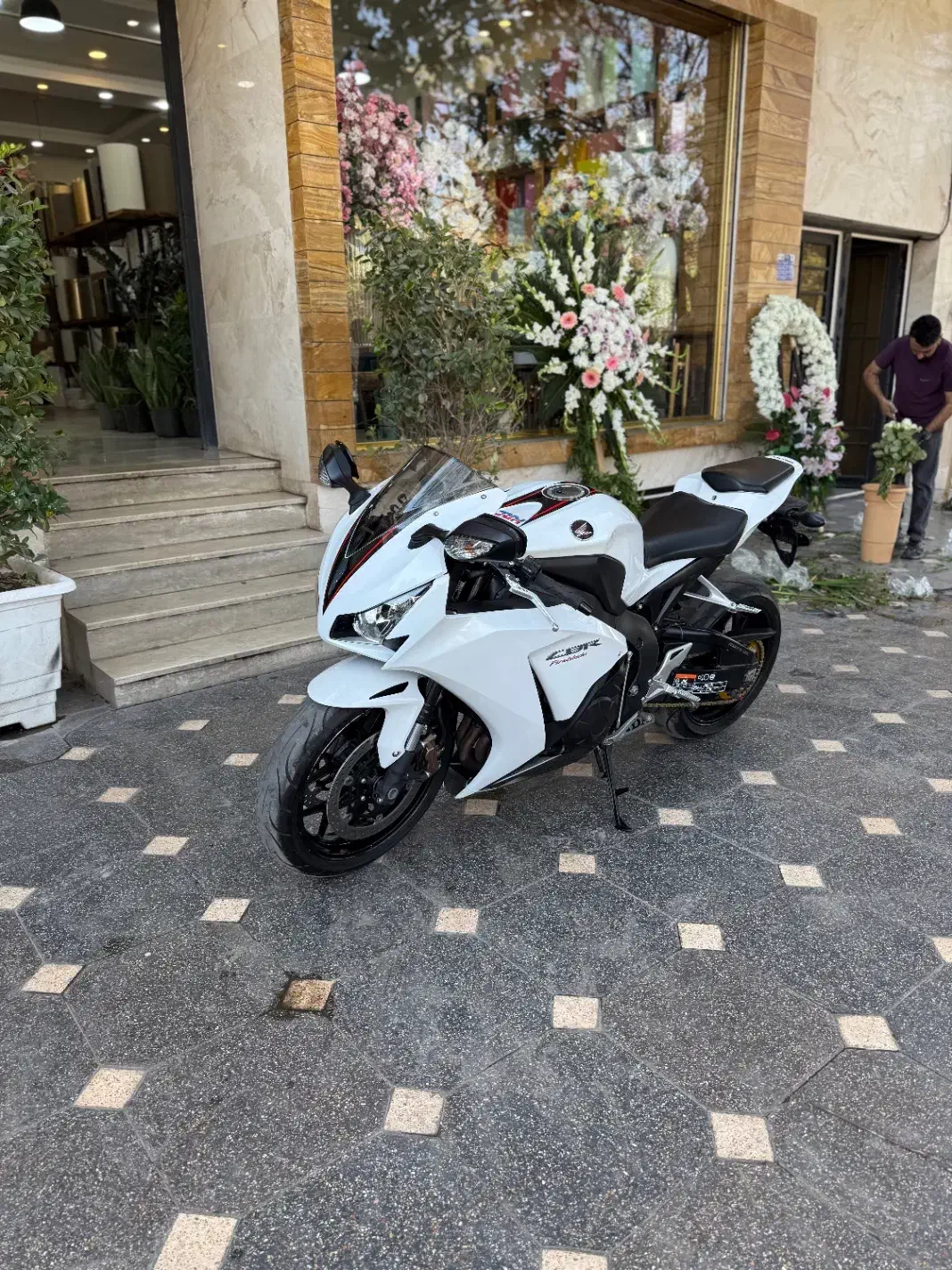 موتور سی بی ار ۱۰۰۰|موتورسیکلت|سیرجان, |دیوار