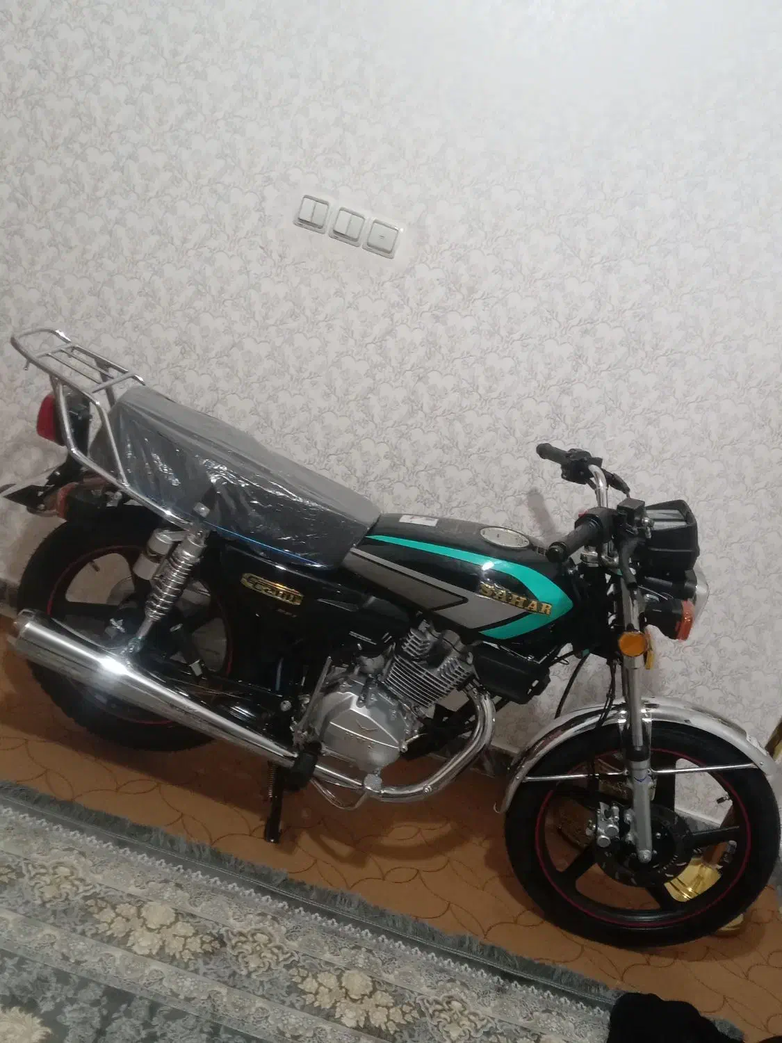 ۱۴۰۴|موتورسیکلت|پارس‌آباد, |دیوار