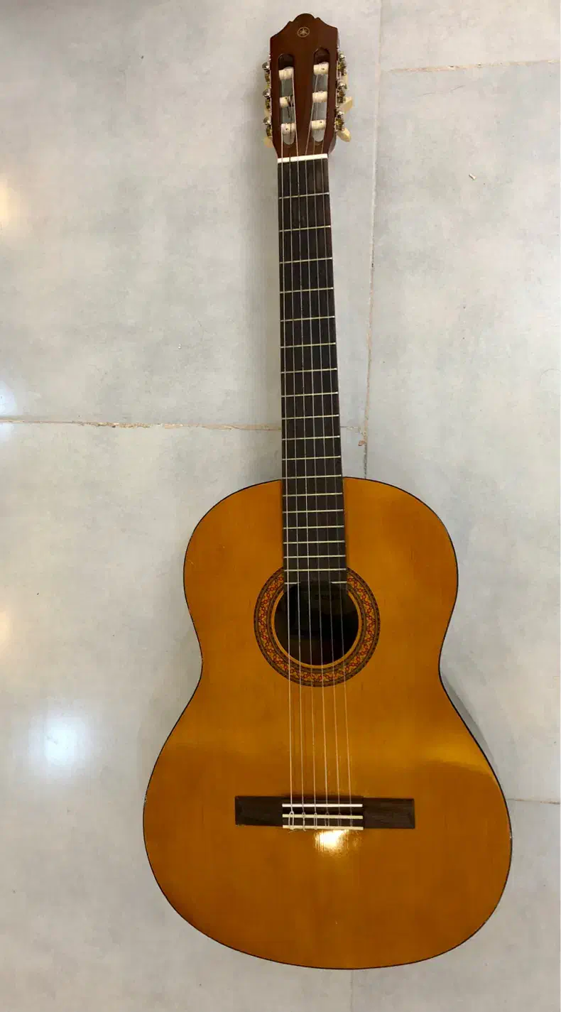 گیتار یاماها C40|گیتار، بیس، امپلیفایر|کرج, شهرک جهان آرا|دیوار