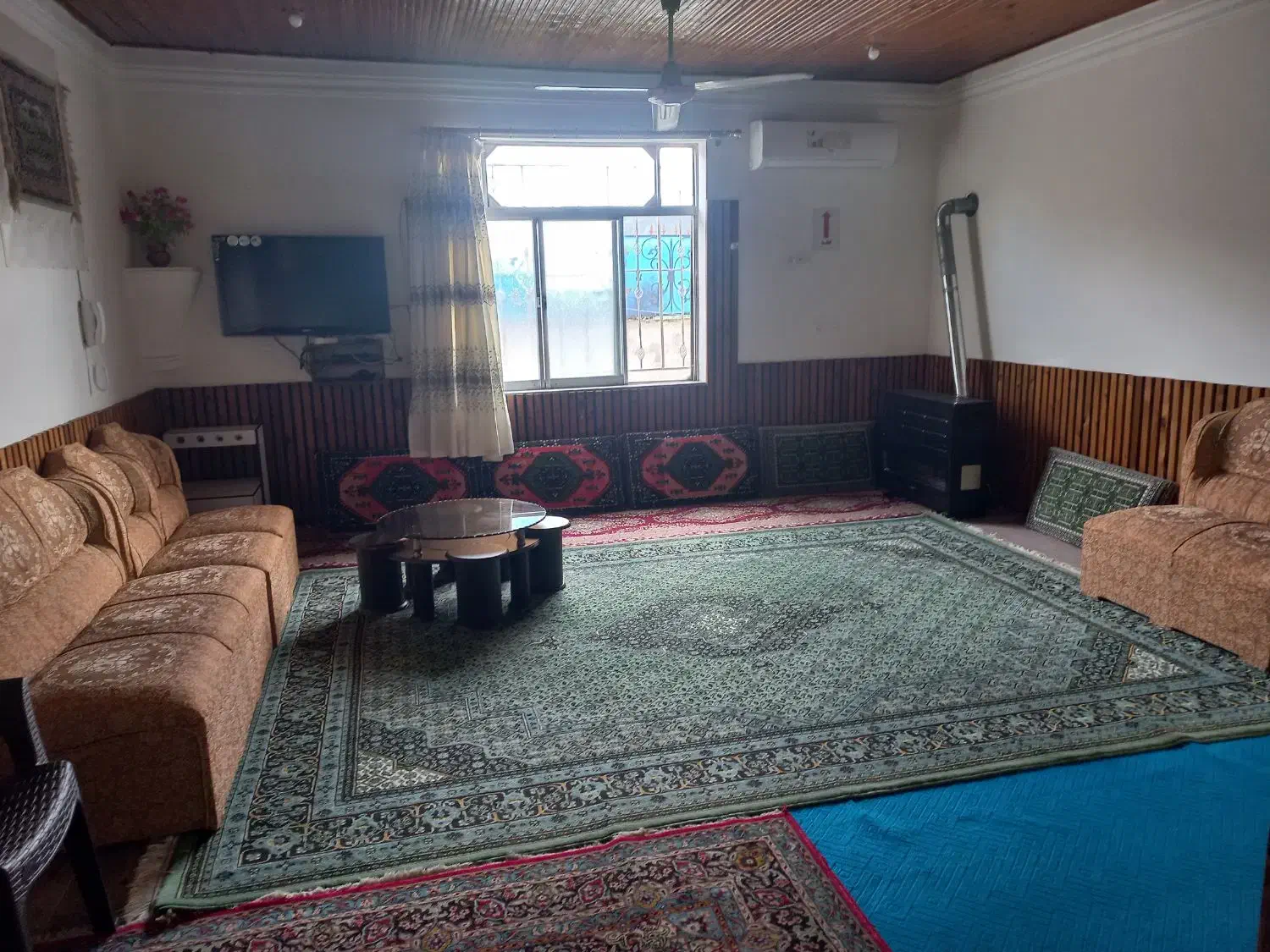 ویلای اجاره ای|اجارهٔ کوتاه‌مدت ویلا و باغ|کومله, |دیوار