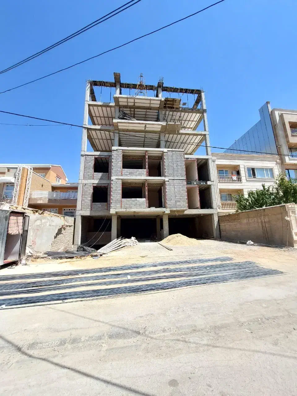 180مترزمین کناربلواردانشجو.|فروش زمین و ملک کلنگی|قروه, |دیوار