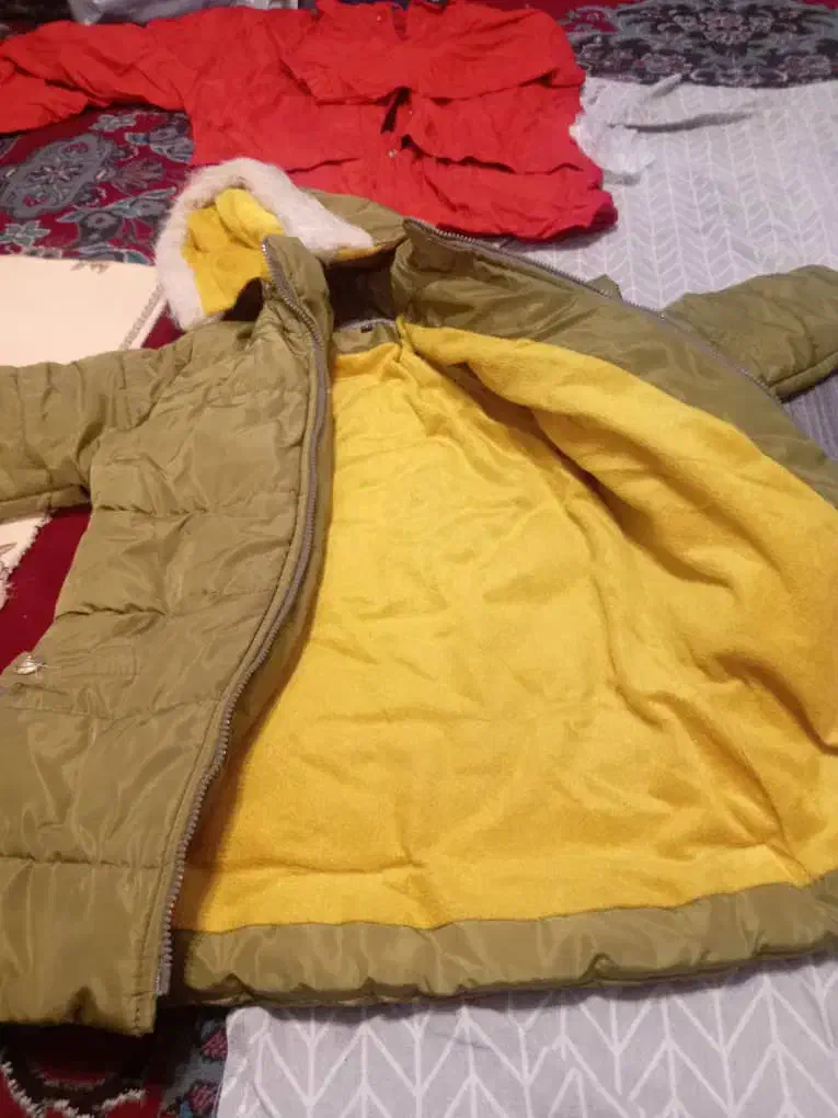 کافشن بچگانه|کفش و لباس بچه|رودهن, |دیوار