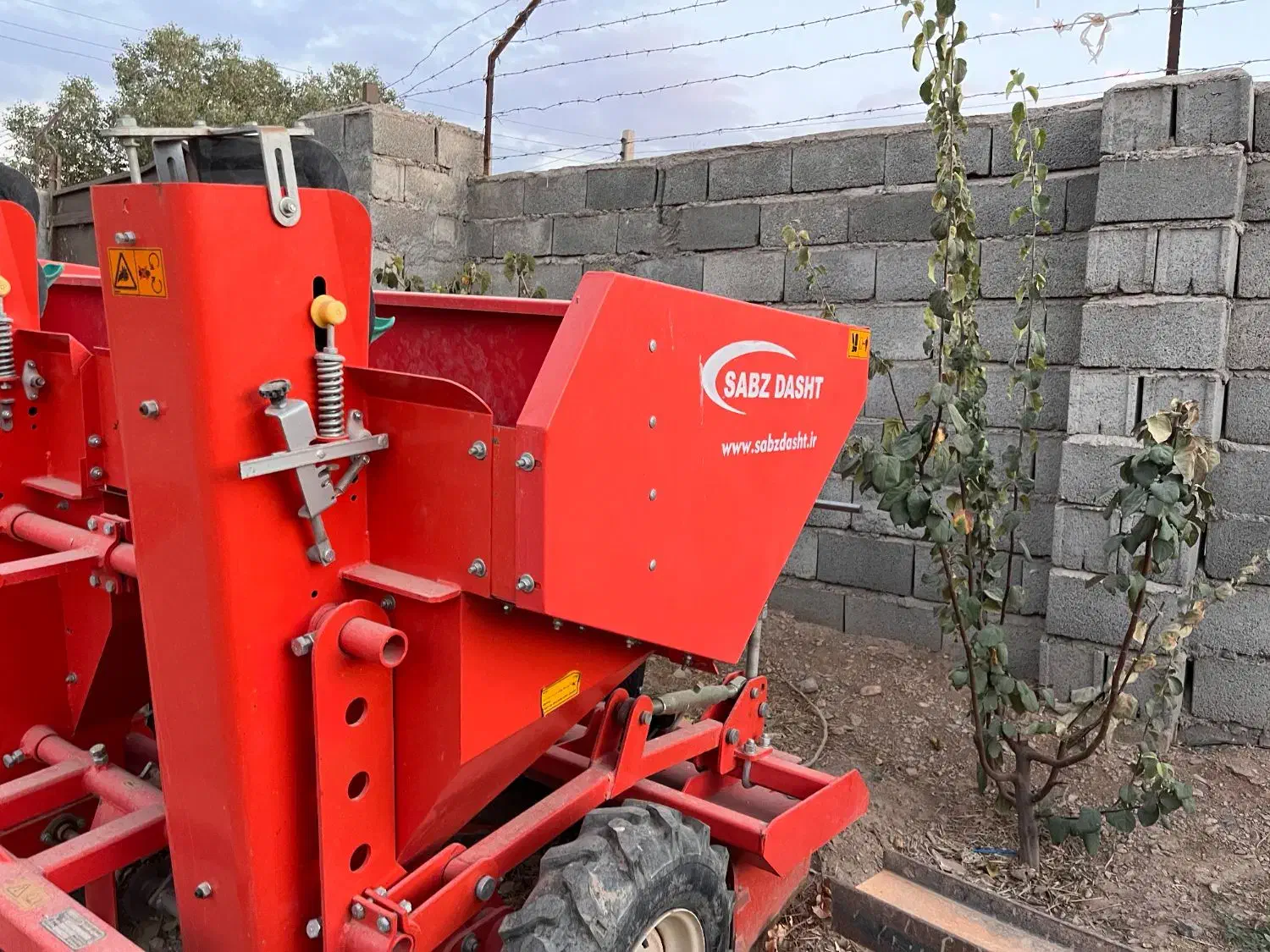 فروش دستگاه سیب کار|ماشین‌آلات صنعتی|نگار, |دیوار