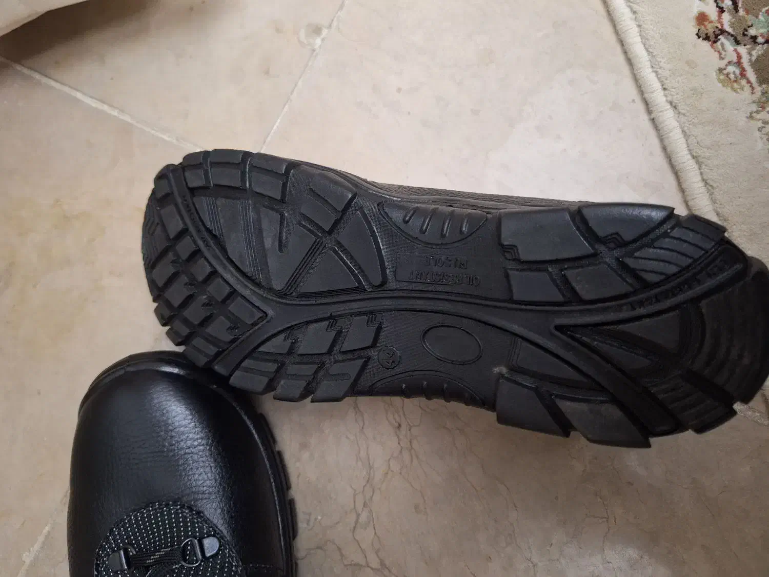 کفش کار‌|کیف، کفش، کمربند|محمدشهر, عباس آباد|دیوار