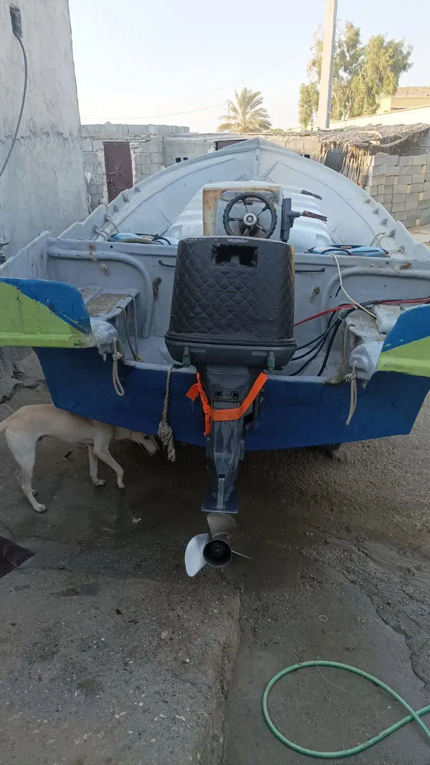 موتور قایق 200|قایق و سایر وسایل نقلیه|سیریک, |دیوار
