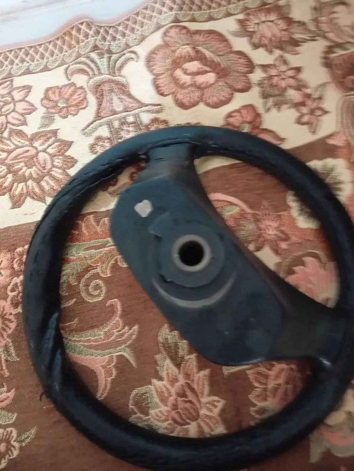 قربیلک فرمان|قطعات یدکی و لوازم جانبی|قم, باغ کرباسی|دیوار