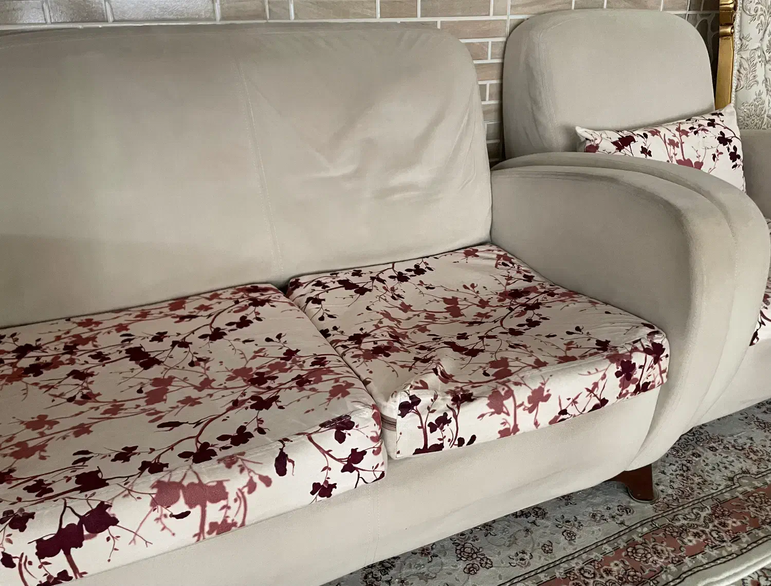 مبل راحتی شیک و تمیز|مبلمان خانگی و میز عسلی|نظرآباد, نظرآباد|دیوار