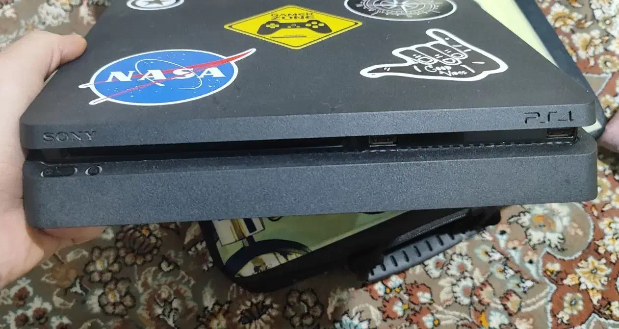 PS4 slim 1tra دودسته|کنسول، بازی ویدئویی و آنلاین|کرمانشاه, |دیوار