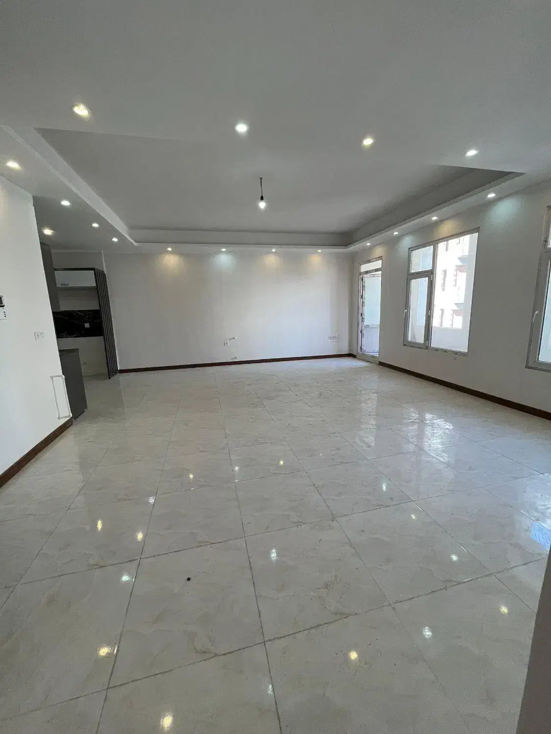 ۸۱متر نوساز//کهریزک//قابلیت معاوضه|فروش آپارتمان|ری, حمزه‌آباد|دیوار