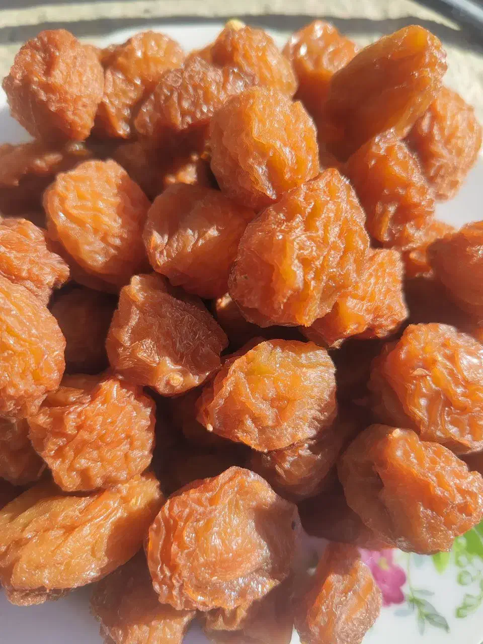 آلو بخارا|خوردنی و آشامیدنی|آبگرم, |دیوار