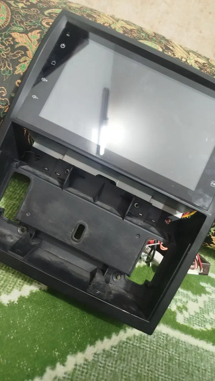 مانیتور سورن پلاس فابریک 7اینچ با قاب مخصوص سورن|قطعات یدکی و لوازم جانبی|زاهدان, |دیوار