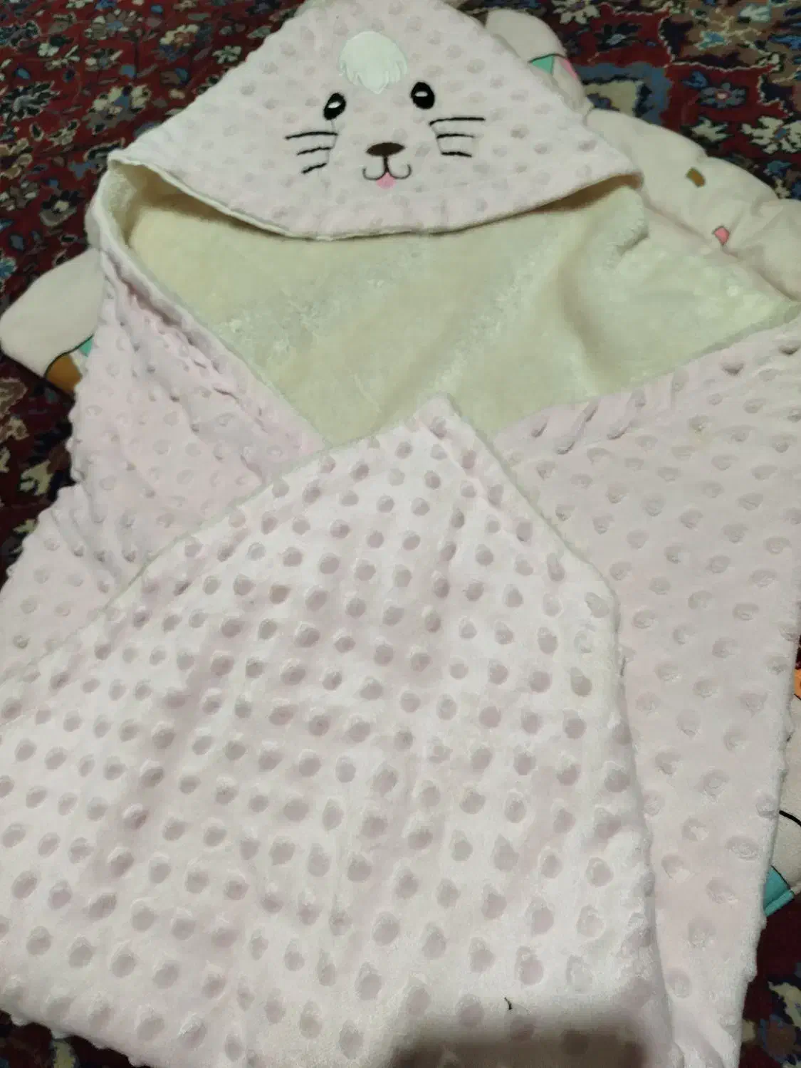 چندتا وسیله نوزادبصورت یکجا|کفش و لباس بچه|اردکان, |دیوار