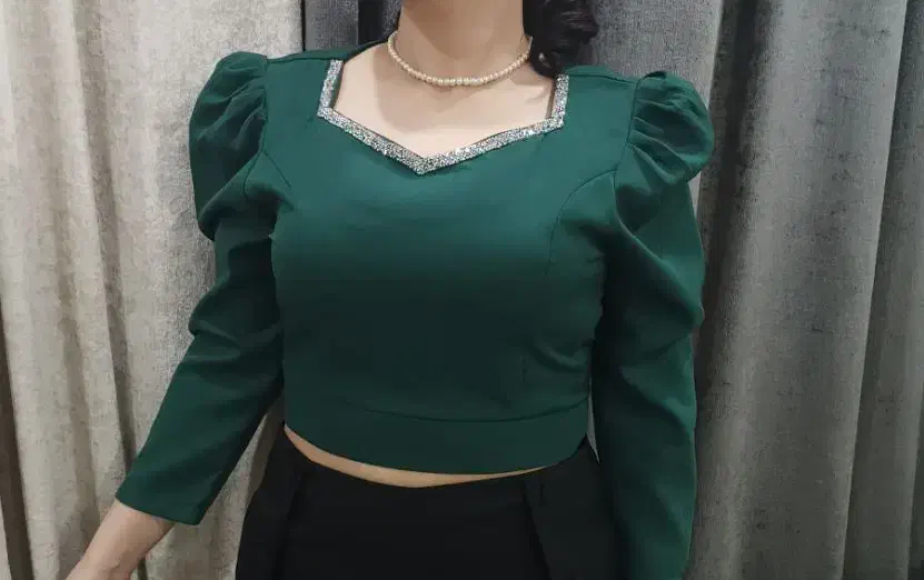 لباس عمده|لباس|اهواز, بهارستان|دیوار