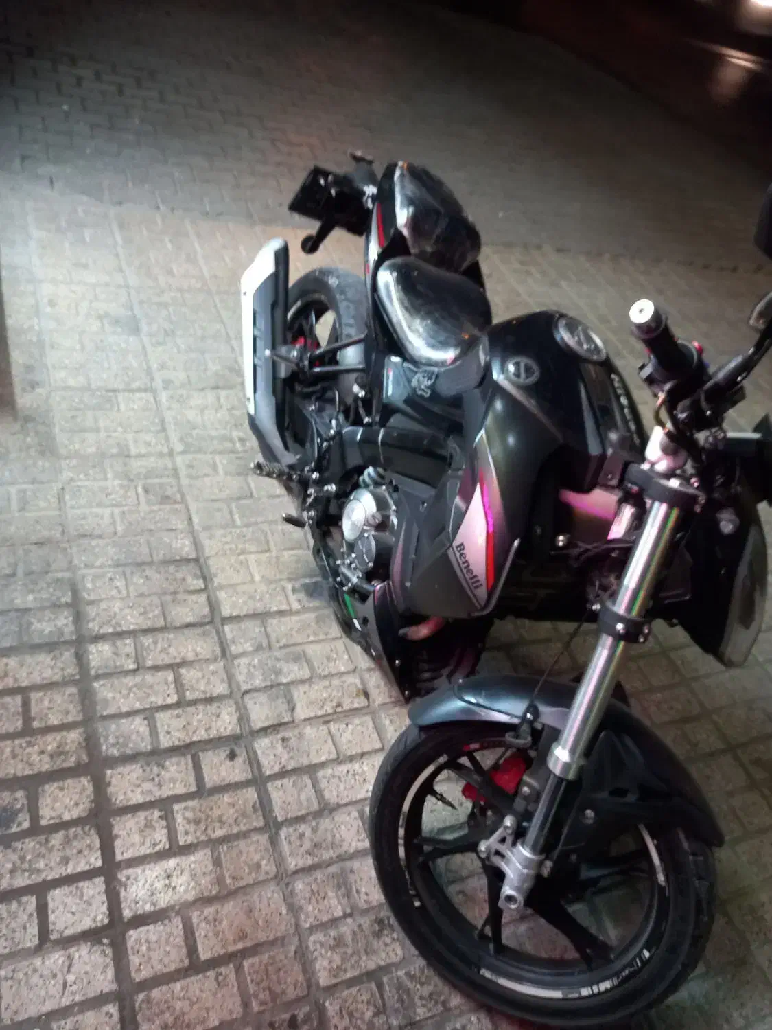 بنلی ۱۸۰ مدل ۱۴۰۰|موتورسیکلت|مشهد, شریف|دیوار