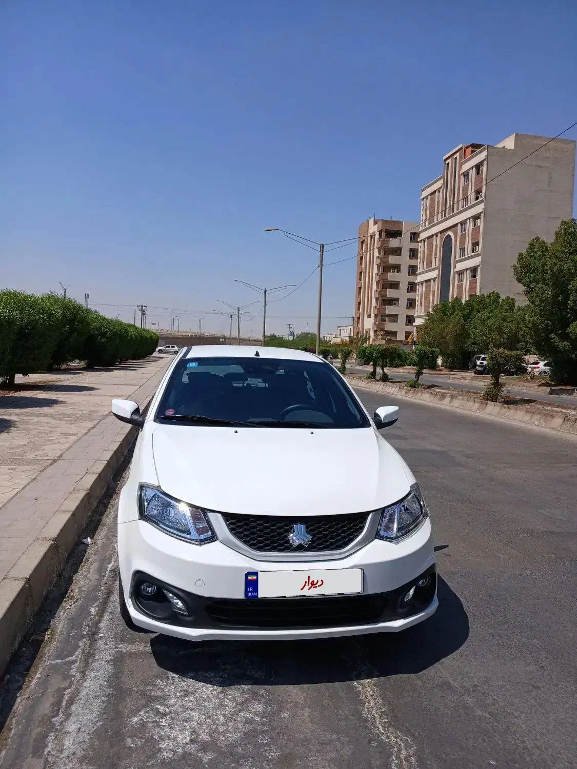 ساینا اس 1403 هشتاد و پنج گانه سفید|خودرو سواری و وانت|اهواز, شهرک نفت|دیوار