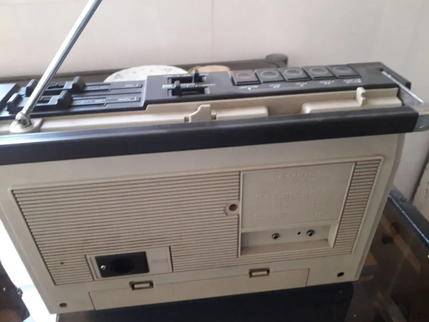 رادیو ضبط سانیو در حد آک|سیستم صوتی خانگی|کاشان, راوند|دیوار