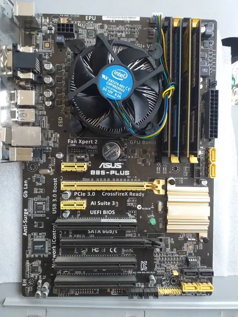 خرید فروش تعمیر مادربرد DDR3 DDR4|قطعات و لوازم جانبی رایانه|شیراز, پودنک|دیوار