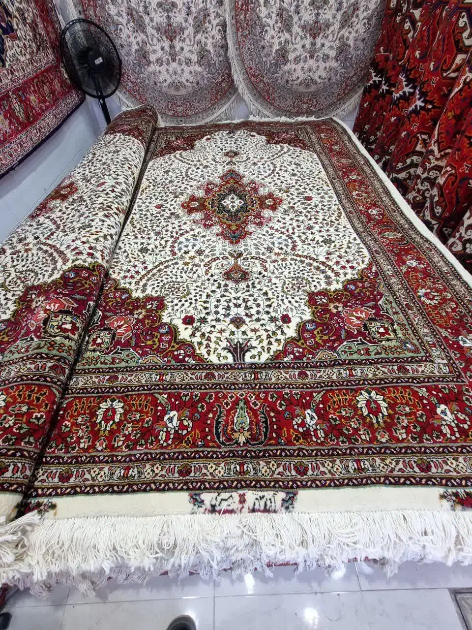 آذرشهر پیری چهارتا یک رنگ|فرش|مراغه, |دیوار