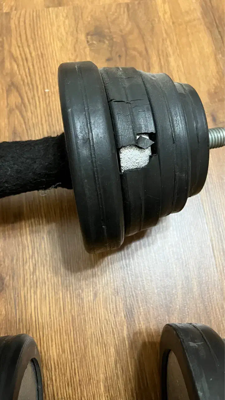 یک جفت دمبل متحرک ده کیلویی|تجهیزات ورزشی|تهران, نارمک|دیوار