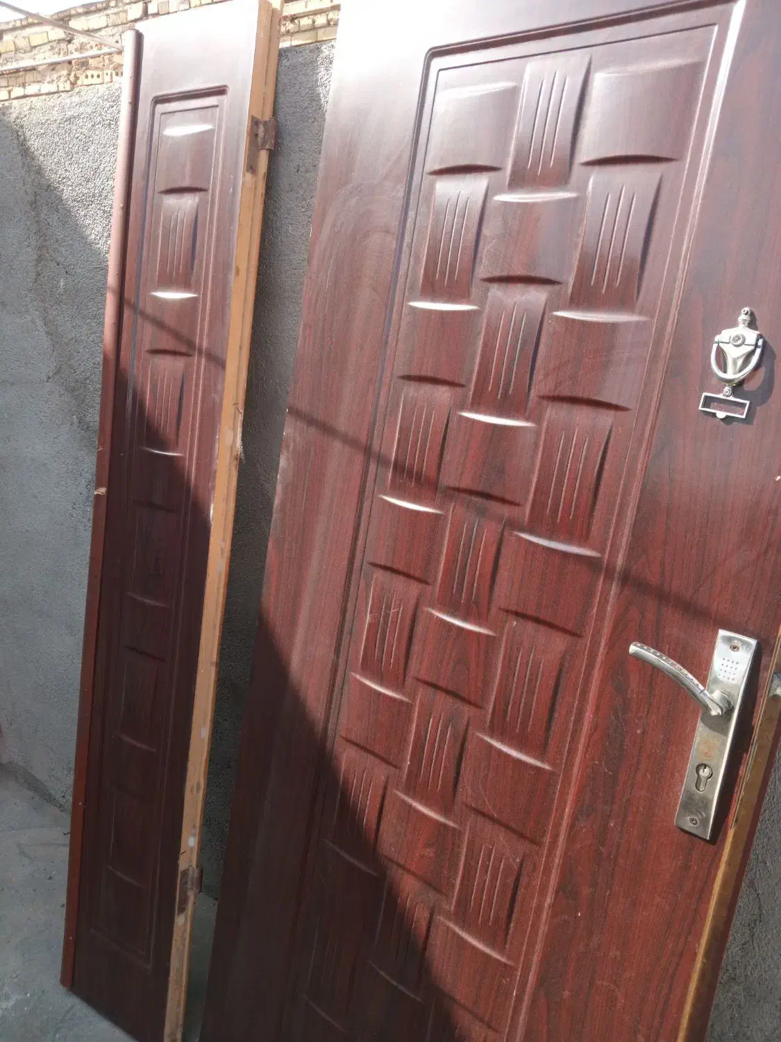 دو عدد درب ۱۲۰در۲متر۹۰در۲نیم|مصالح و تجهیزات ساختمان|میان ولایت, |دیوار