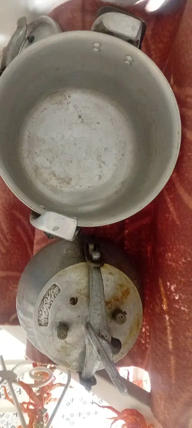 زودپز قدیمی و جدید|ظروف پختوپز|تهران, هفده شهریور|دیوار