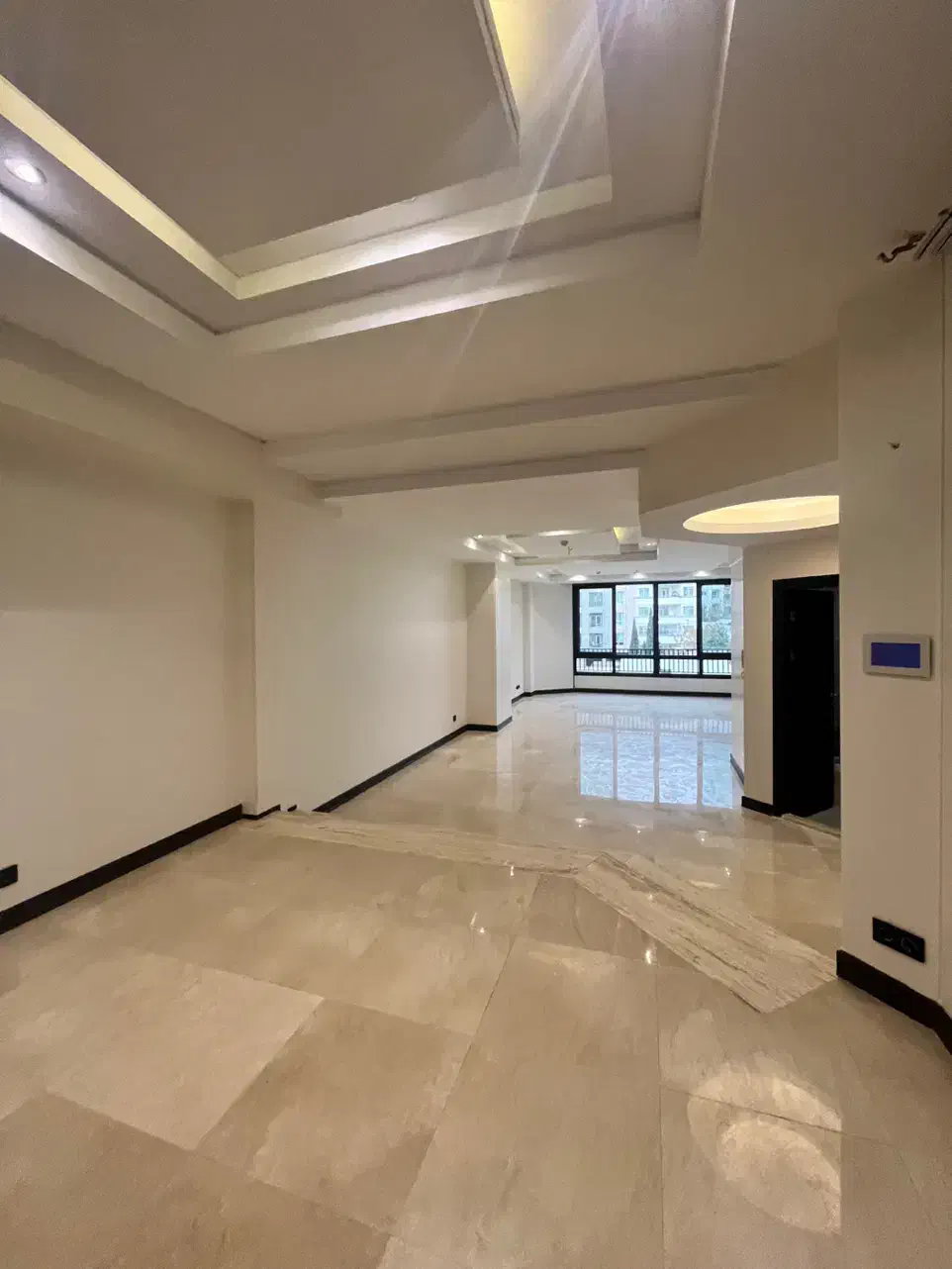 ۲۰۰متر اقدسیه نیاوران/۳خواب/تک واحدی