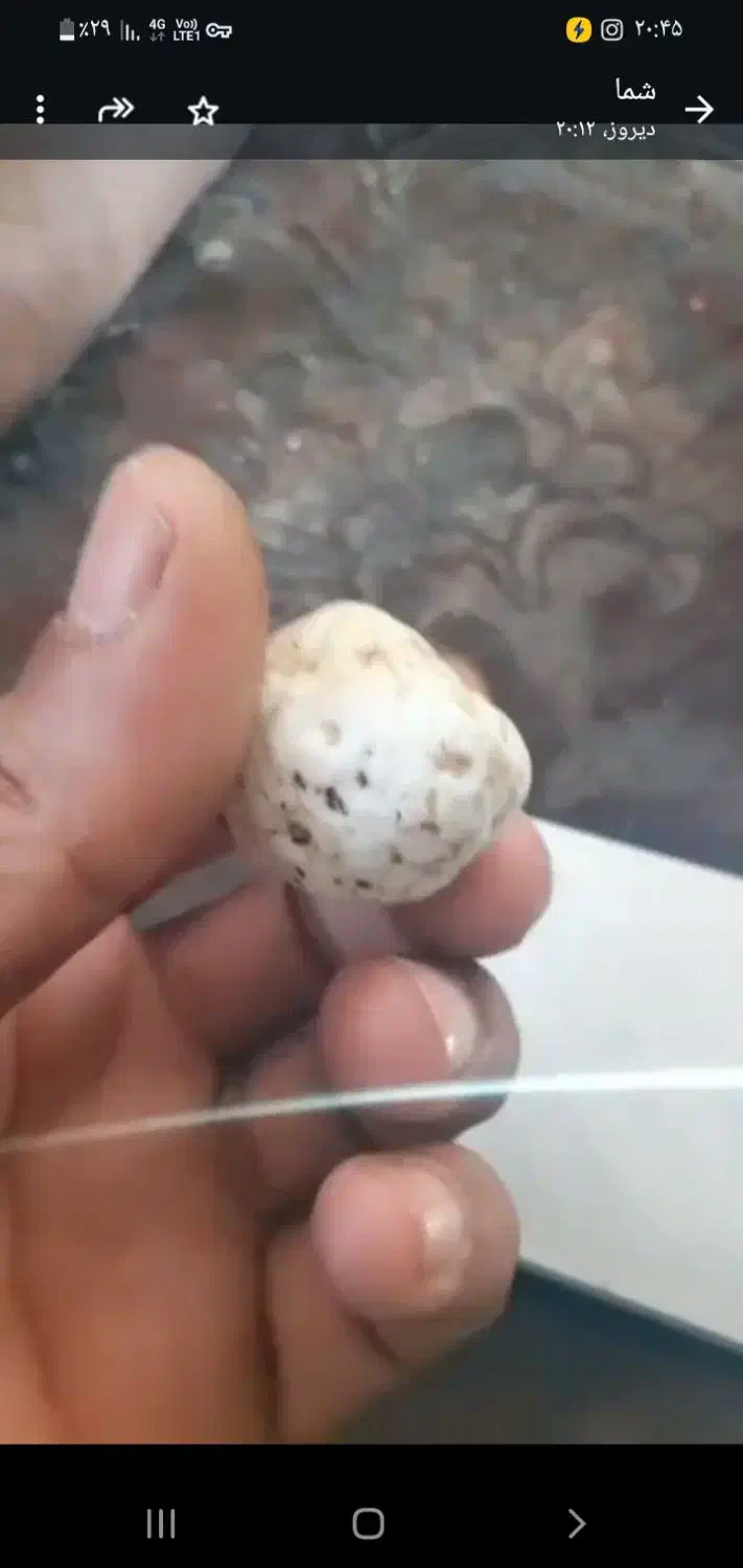 یاقوت.زرد|جواهرات|قزوین, |دیوار