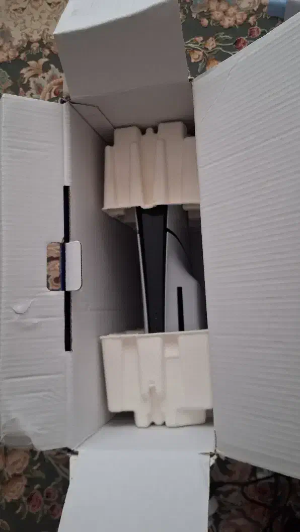 ps5 اسلیم دیسک خور اروپا ۲ دسته اصلی|کنسول، بازی ویدئویی و آنلاین|مشهد, ادیب نیشابوری (شهرک غرب)|دیوار