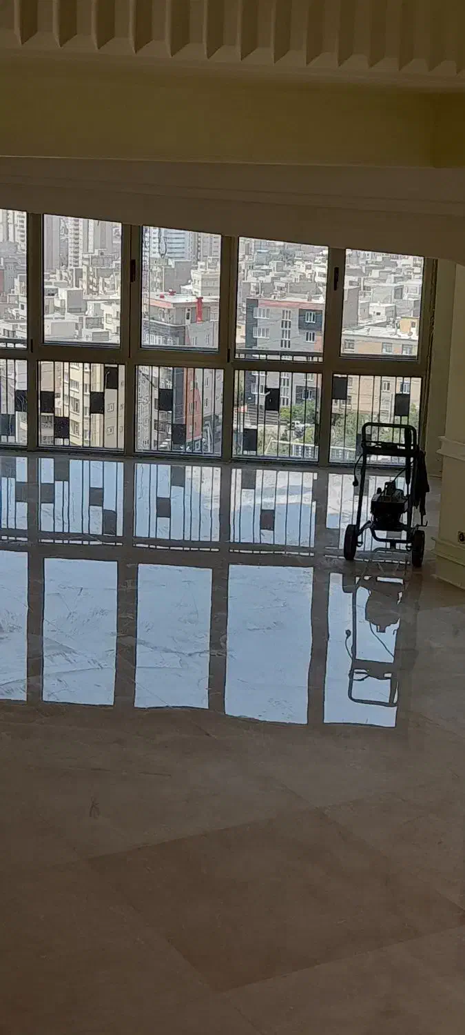 کفسابی و نماشویی پیچ رول پلاک ساب زن بتونه شست و ش|خدمات نظافت|تبریز, |دیوار