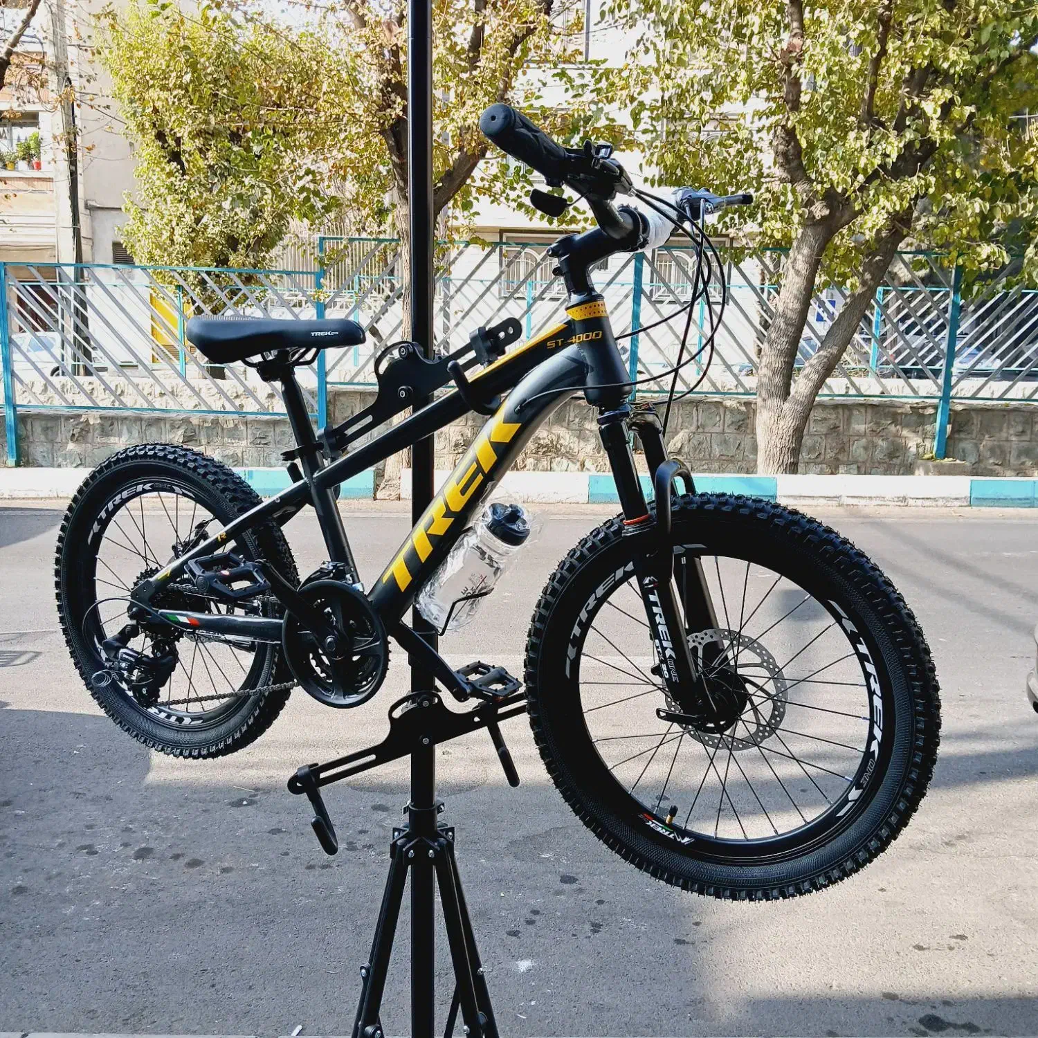 دوچرخه TREK ترک سایز ۲۰ دیسکی دوشاخ قفل شو|دوچرخه، اسکیت، اسکوتر|تهران, ائمه اطهار|دیوار