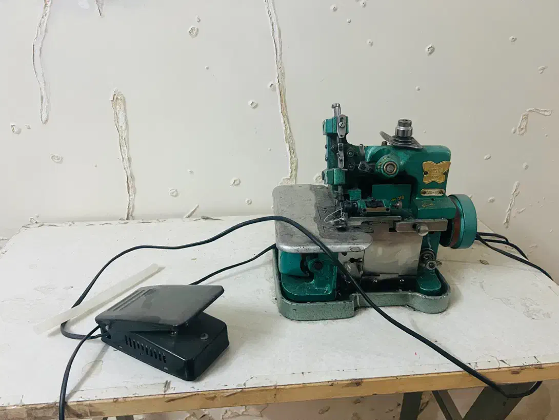 چرخ سر دوز پروانه|چرخ خیاطی و ریسندگی|مشهد, عامل|دیوار