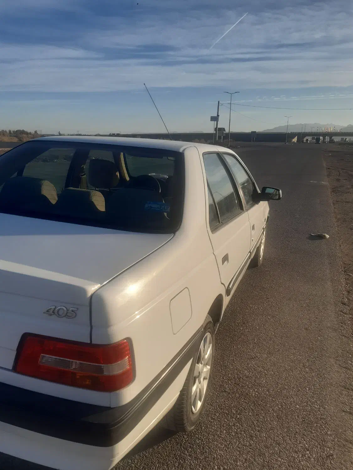 پژو۴۰۵ اس ال ایکس|خودرو سواری و وانت|سیرجان, |دیوار