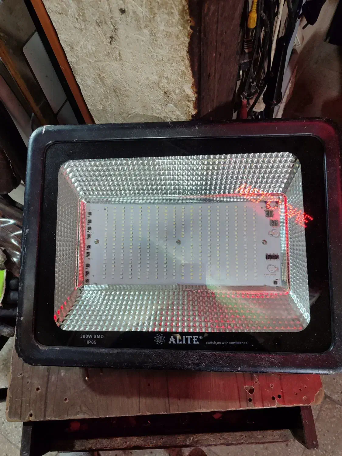 پروژکتور 300 W|لامپ و چراغ|خرم‌آباد, |دیوار