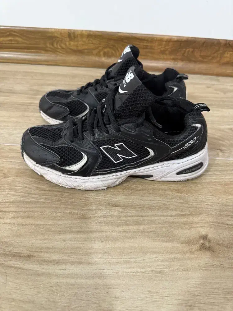 کفش نیوبالانس اصل سایز ۳۸ سالم وتمیز|کیف، کفش، کمربند|بندر ترکمن, |دیوار