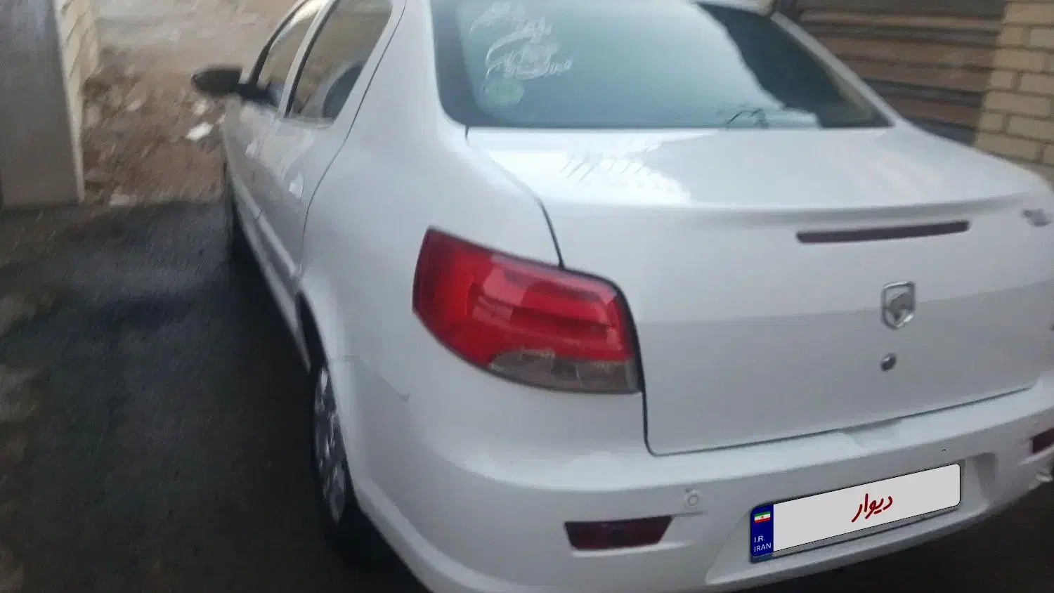 رانا پلاس مدل ۴۰۲ خانگی قابل معاوضه|خودرو سواری و وانت|اصفهان, کوی راه حق|دیوار