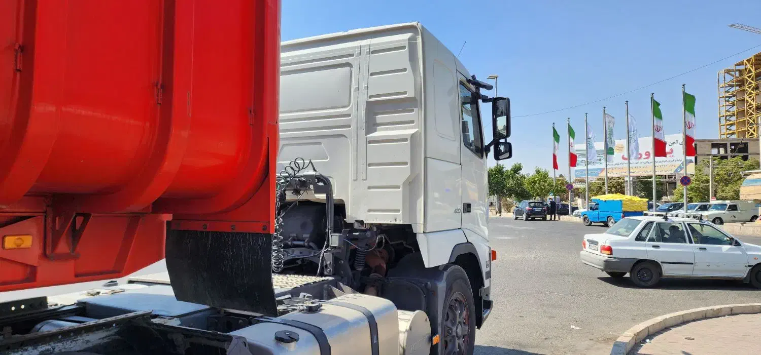 ولوو اف هاش 420 FH مدل ۸۴ کشنده جفت اف اچ استثنایی|خودرو سنگین|تهران, مخصوص|دیوار