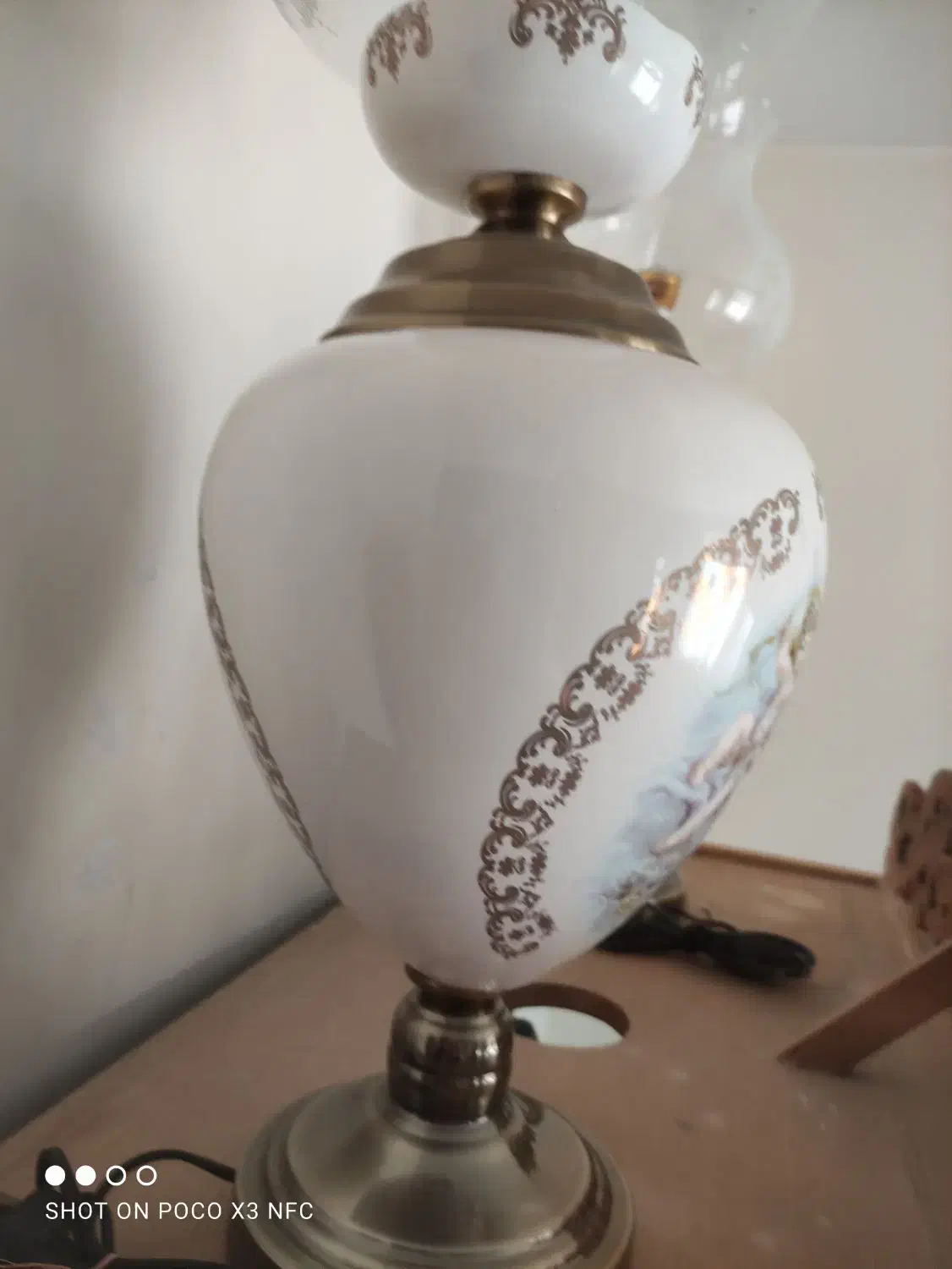 چراغ دکوری|چراغ خواب و آباژور|اردبیل, |دیوار