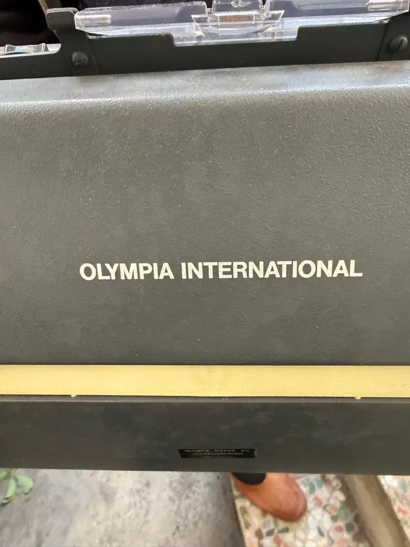 فروش دستگاه تایپ|ابزارآلات|آمل, |دیوار