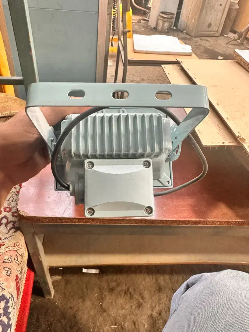 پروژکتور دید درشب دوربین مدار بسته|دوربین مداربسته|تهران, کیانشهر|دیوار