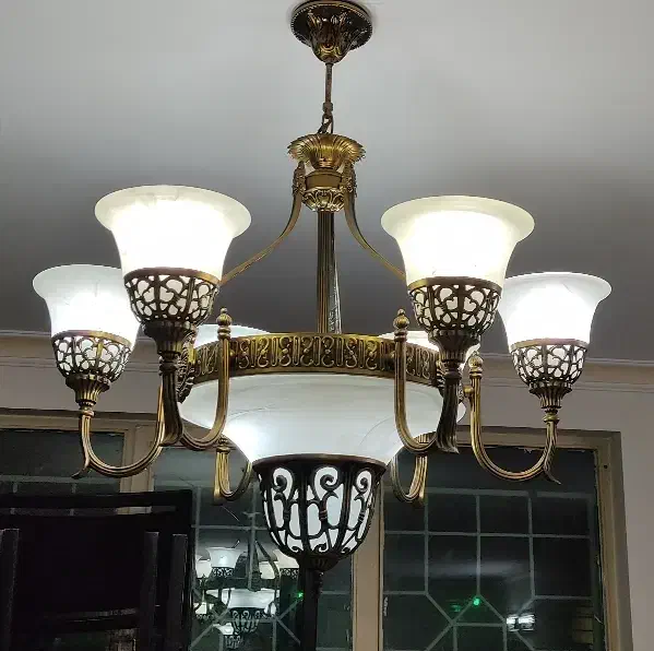 دوعدد لوستر|لوستر و چراغ آویز|پرند, فاز ۲|دیوار