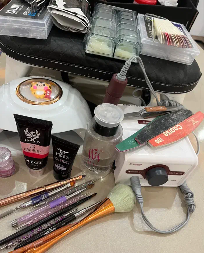 وسایل کاشت ناخن|آرایشی، بهداشتی، درمانی|تبریز, |دیوار