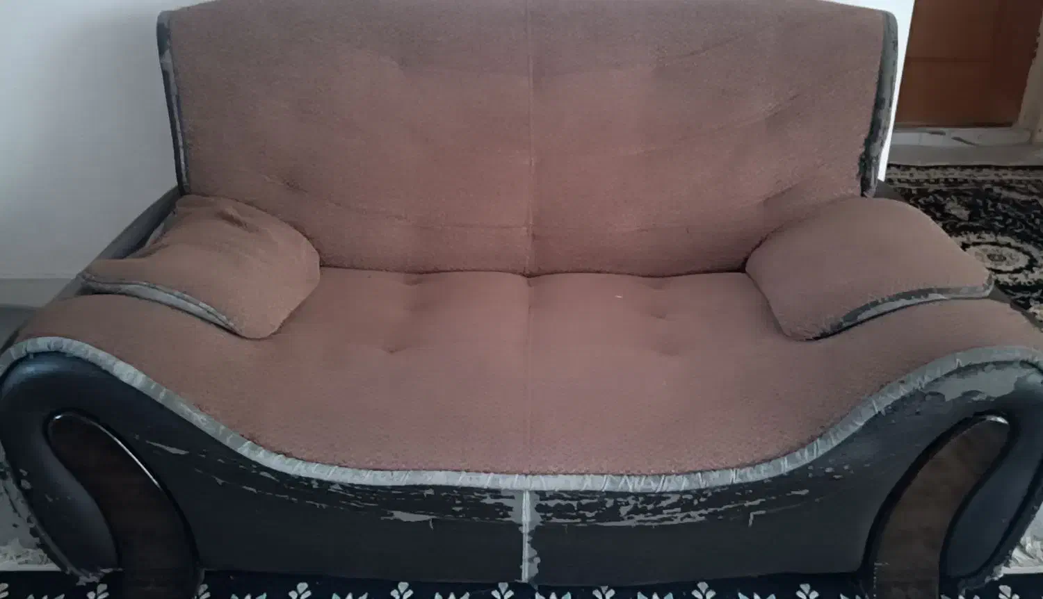 فروش فوری مبل هفت نفره خارجی|مبلمان خانگی و میز عسلی|اصفهان, سرچشمه|دیوار